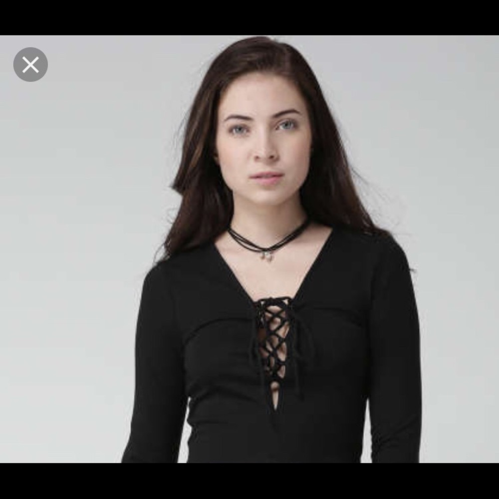 Black long sleeves with crisscross top